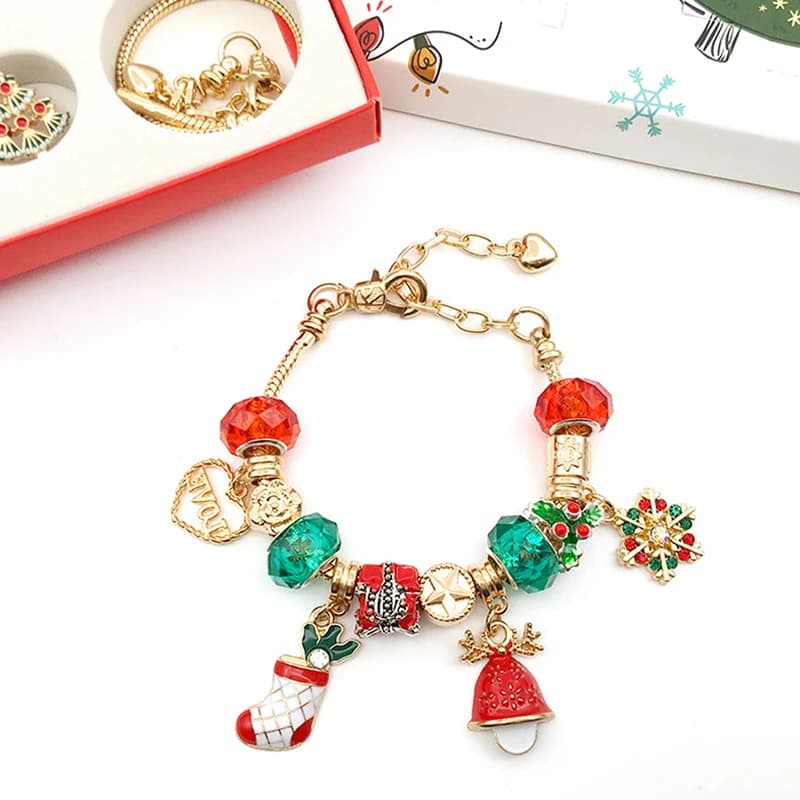 Holiday Charms - Kalendarz adwentowy DIY dla dzieci